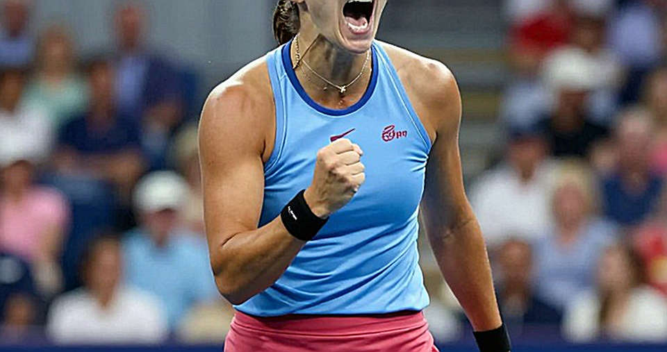 Rybakina, Sabalenka và nhịp đập ở đỉnh WTA: Khi ngôi số một không chỉ được đo bằng những chiếc cúp