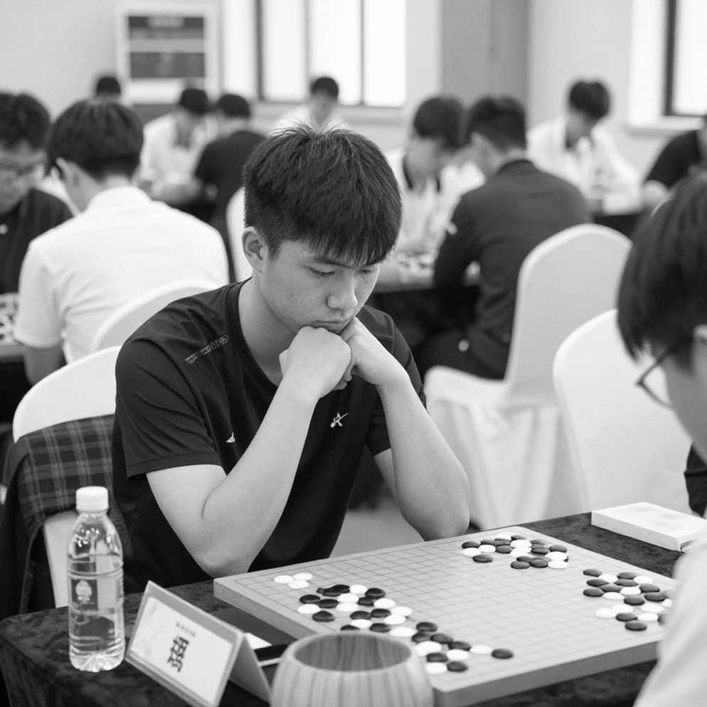 Khi dữ liệu trống rỗng: cái bẫy của những kết luận esports không chân đế